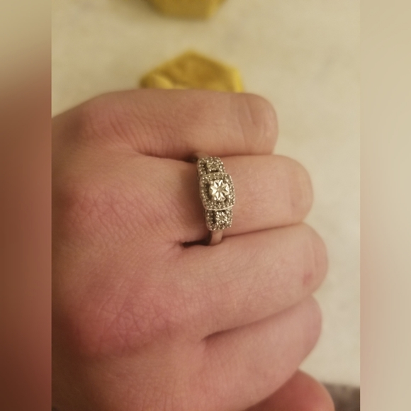 Art Deco diamond engagement ring - Picture 8 of 8